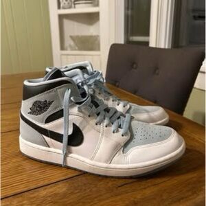 Women’s Jordan 1 Mid White Ice Blue